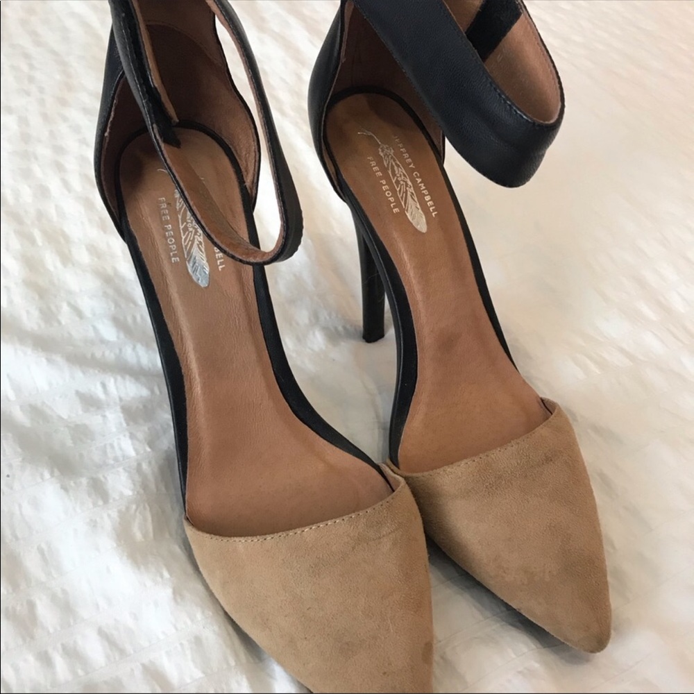 Jeffrey Campbell / Free People Black and Tan Heals - Picture 3 of 4
